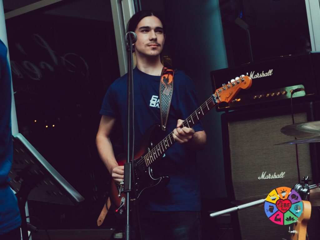 WhatsApp Image 2025-11-17 at 15.05.01 (2)